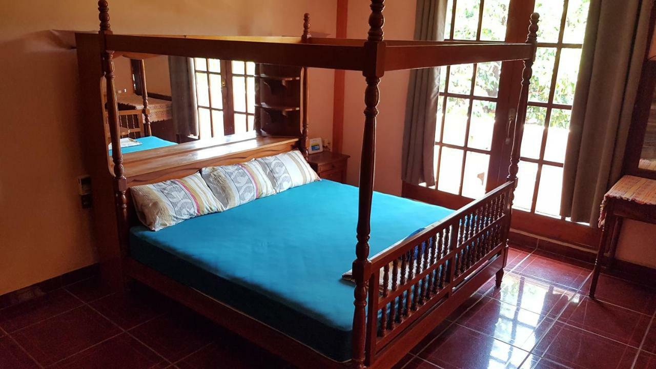 Villa Mango Hostel Пуерто Ескондидо Екстериор снимка