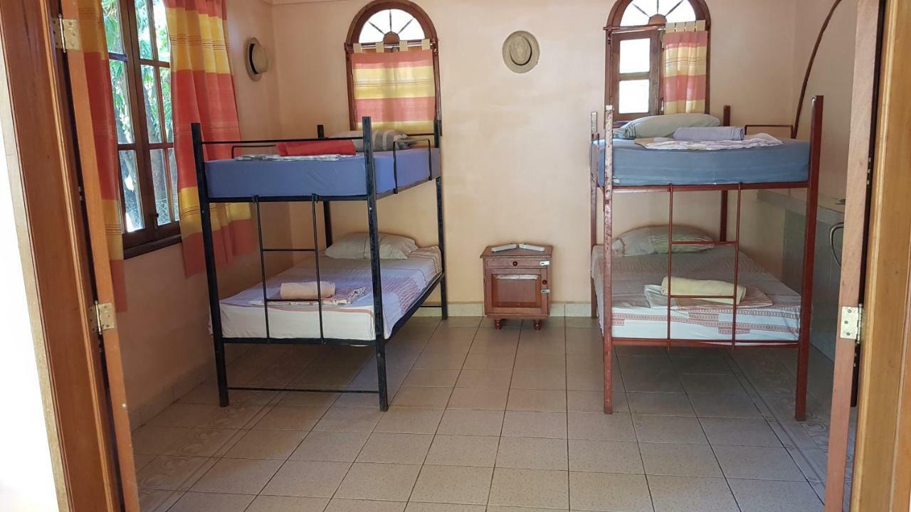 Villa Mango Hostel Пуерто Ескондидо Екстериор снимка