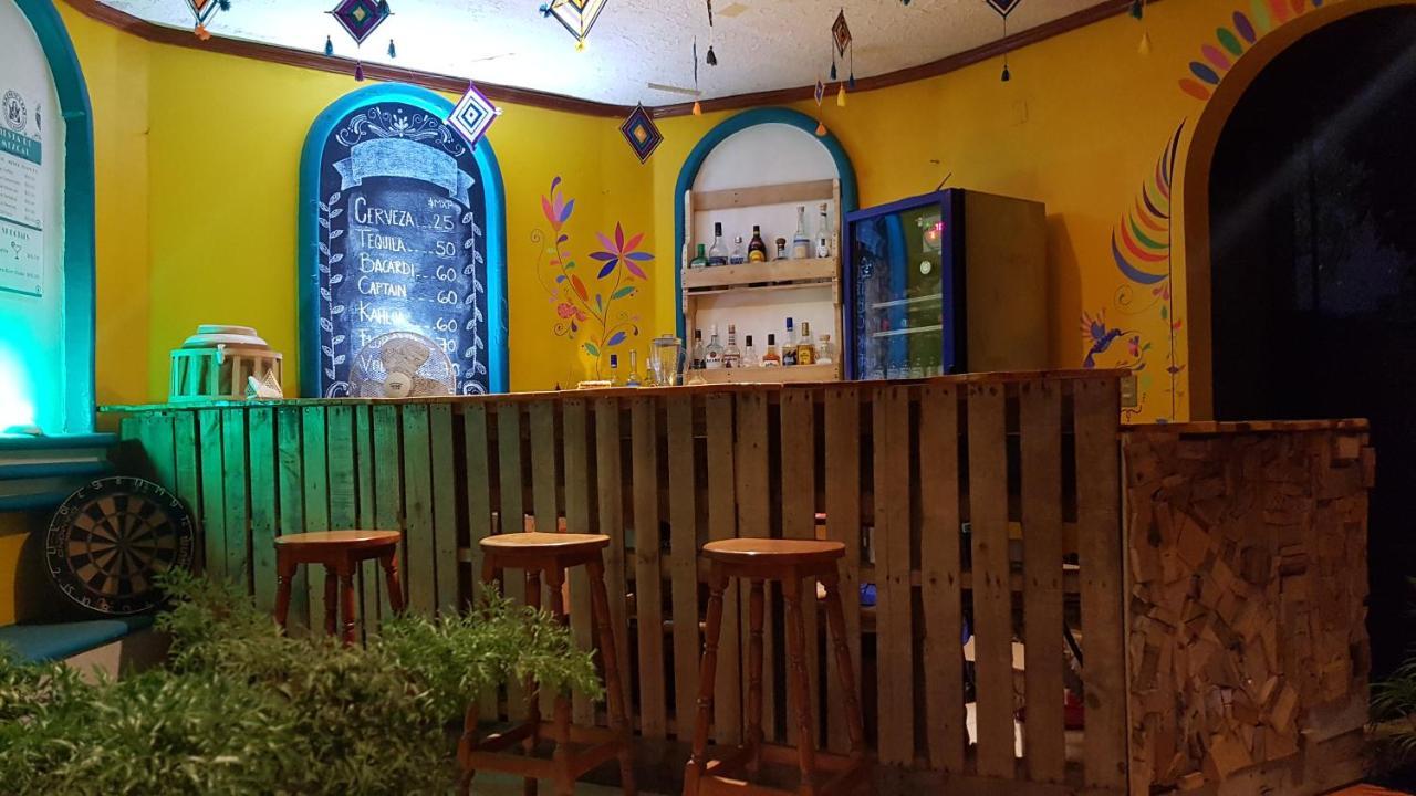Villa Mango Hostel Пуерто Ескондидо Екстериор снимка
