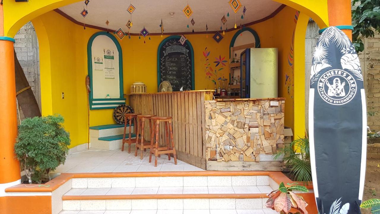 Villa Mango Hostel Пуерто Ескондидо Екстериор снимка